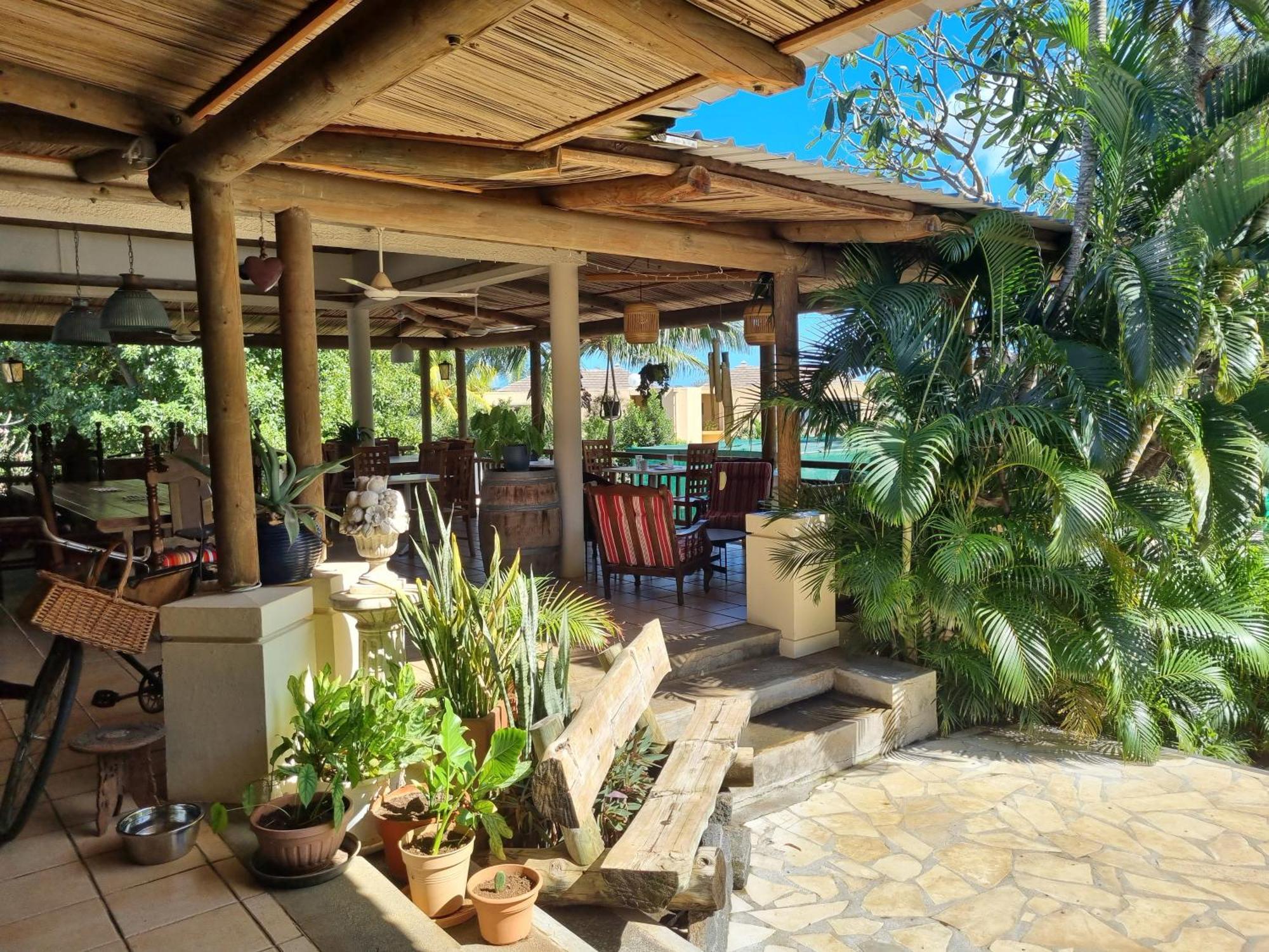 Shanti Ghar Guest House Tamarin ภายนอก รูปภาพ