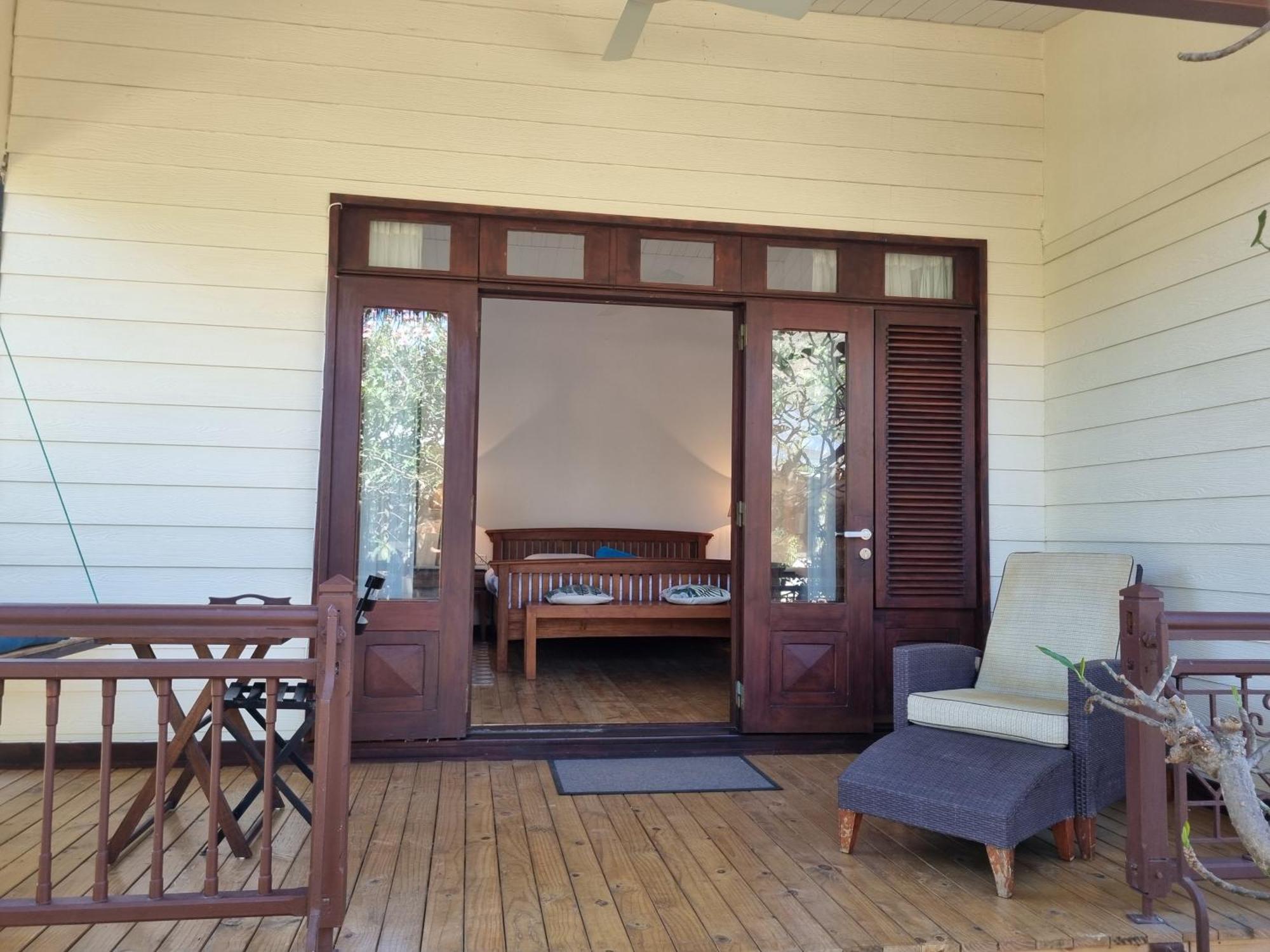 Shanti Ghar Guest House Tamarin ภายนอก รูปภาพ