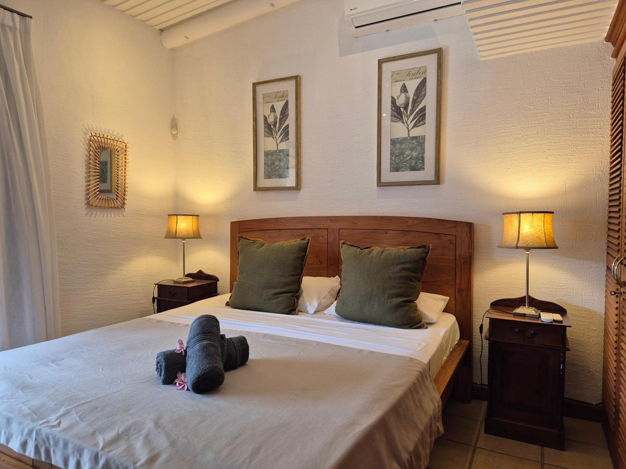 Shanti Ghar Guest House Tamarin ภายนอก รูปภาพ