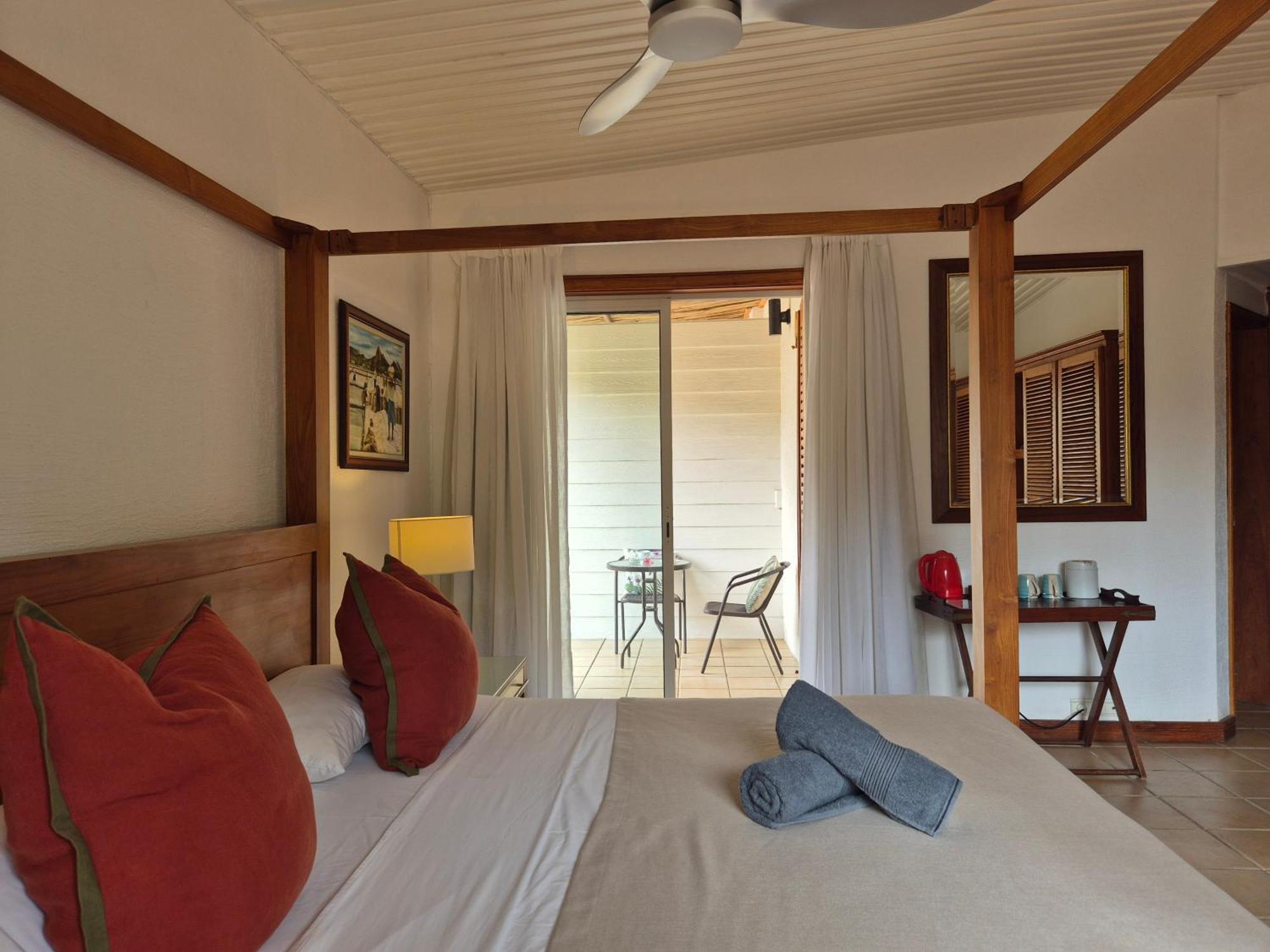 Shanti Ghar Guest House Tamarin ภายนอก รูปภาพ