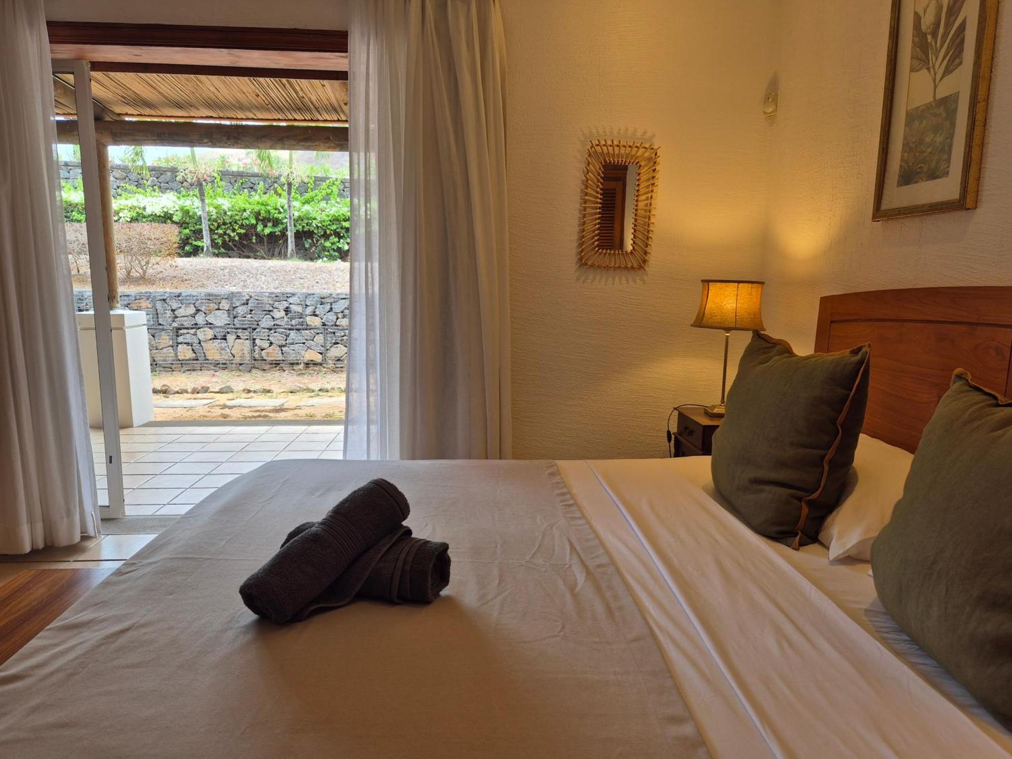 Shanti Ghar Guest House Tamarin ภายนอก รูปภาพ
