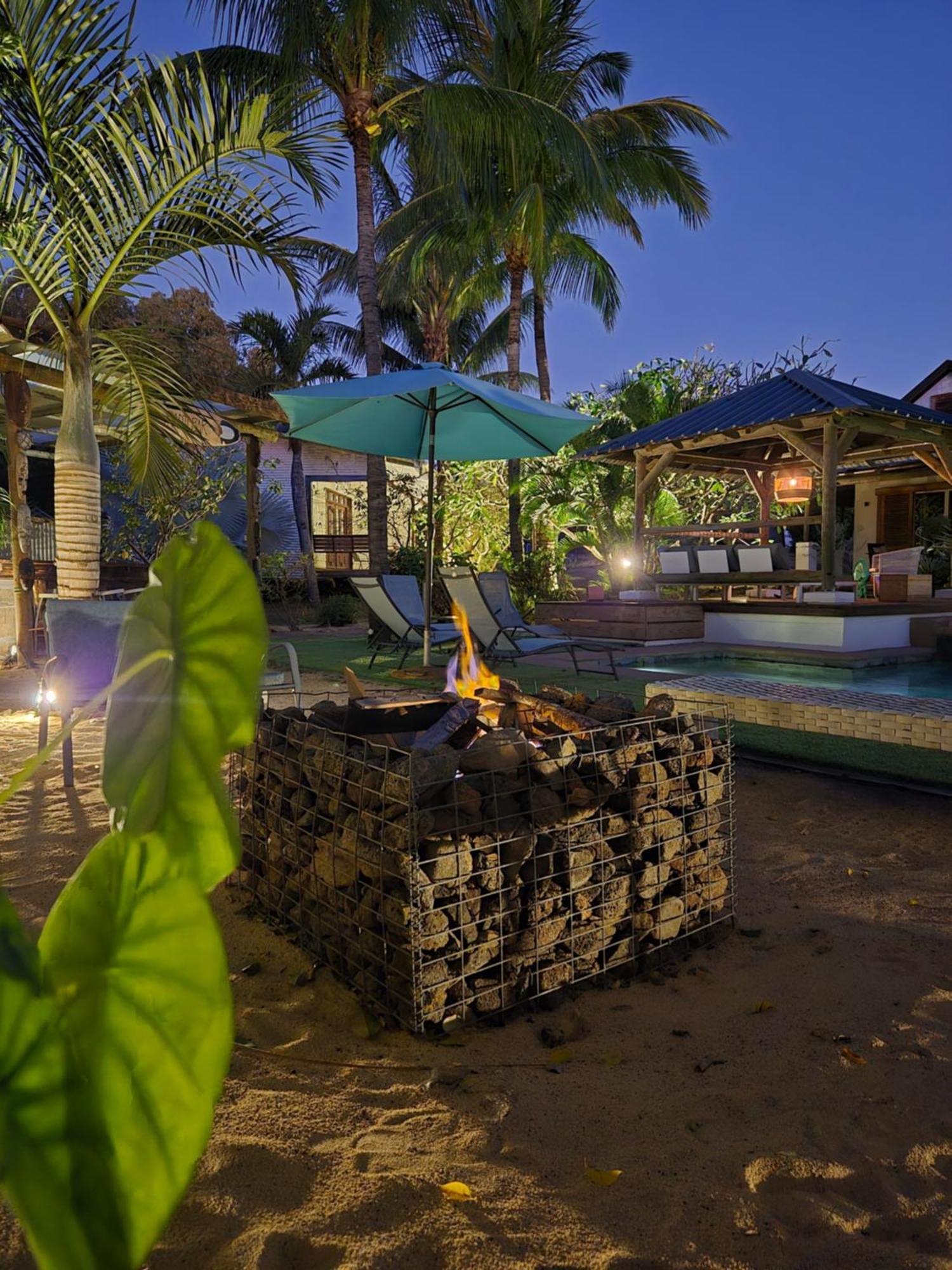 Shanti Ghar Guest House Tamarin ภายนอก รูปภาพ