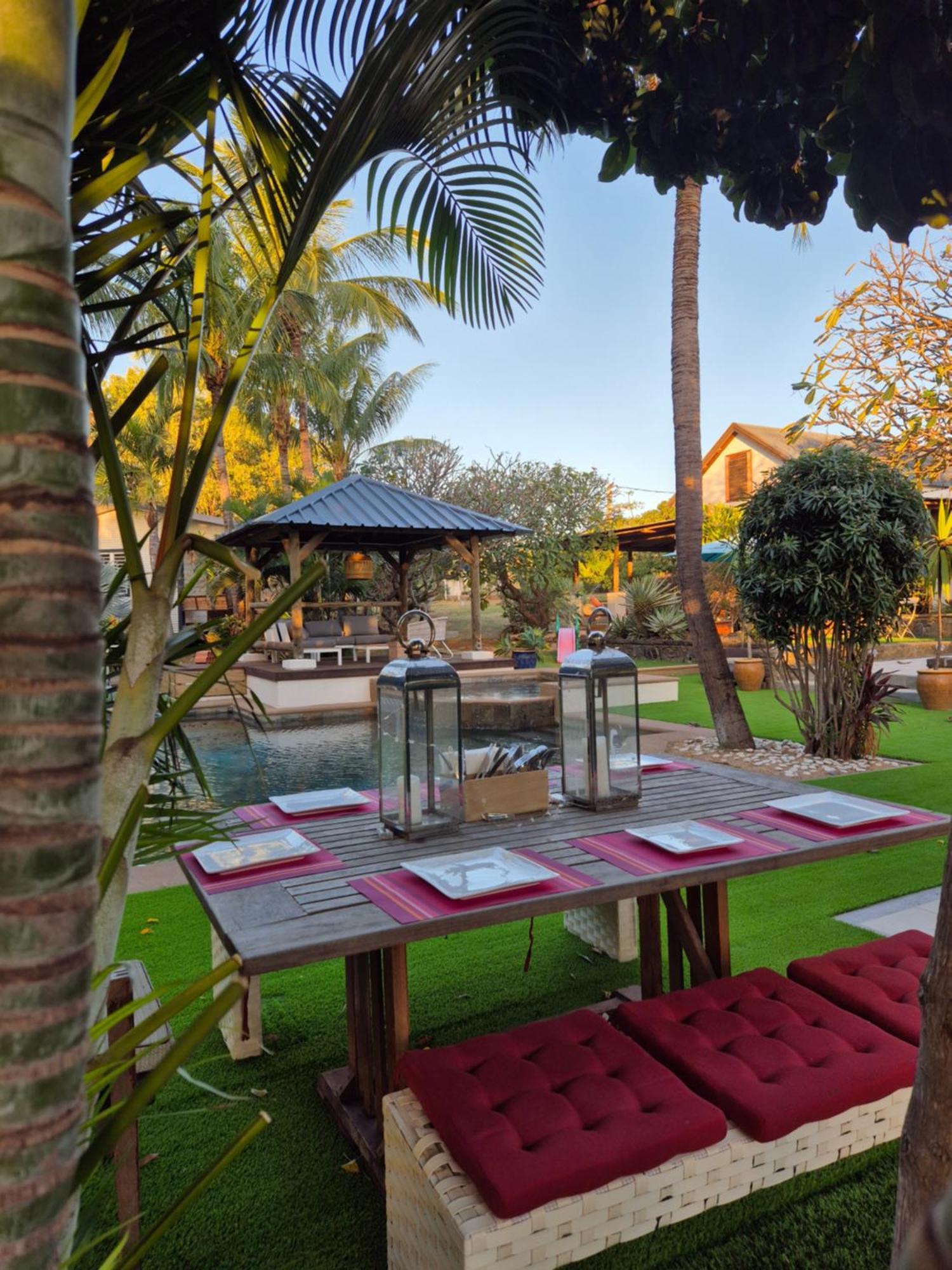 Shanti Ghar Guest House Tamarin ภายนอก รูปภาพ